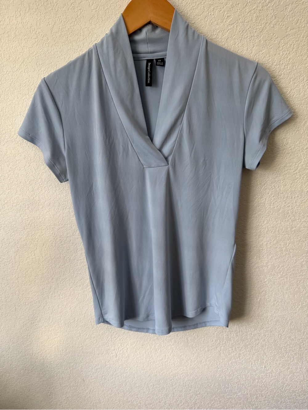 Light Blue Short Sleeve V-Neck Shawl Collar Top Size XS